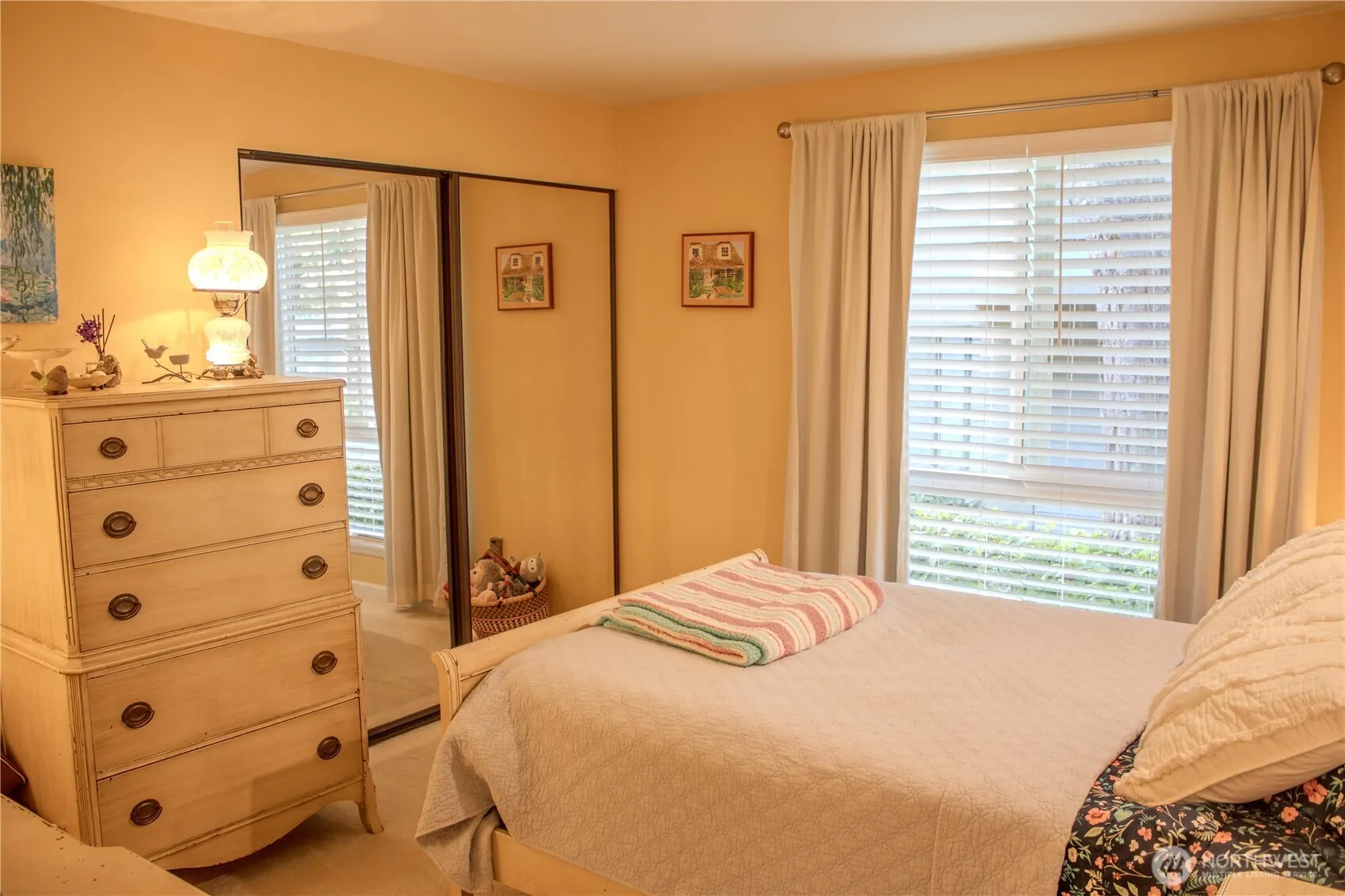 1611 102nd Place NE #C1, Bellevue, WA 98004