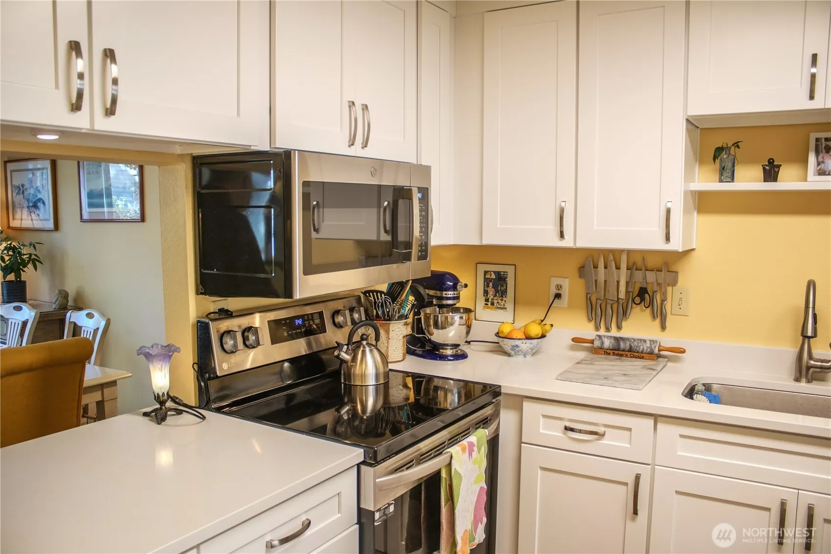 1611 102nd Place NE #C1, Bellevue, WA 98004