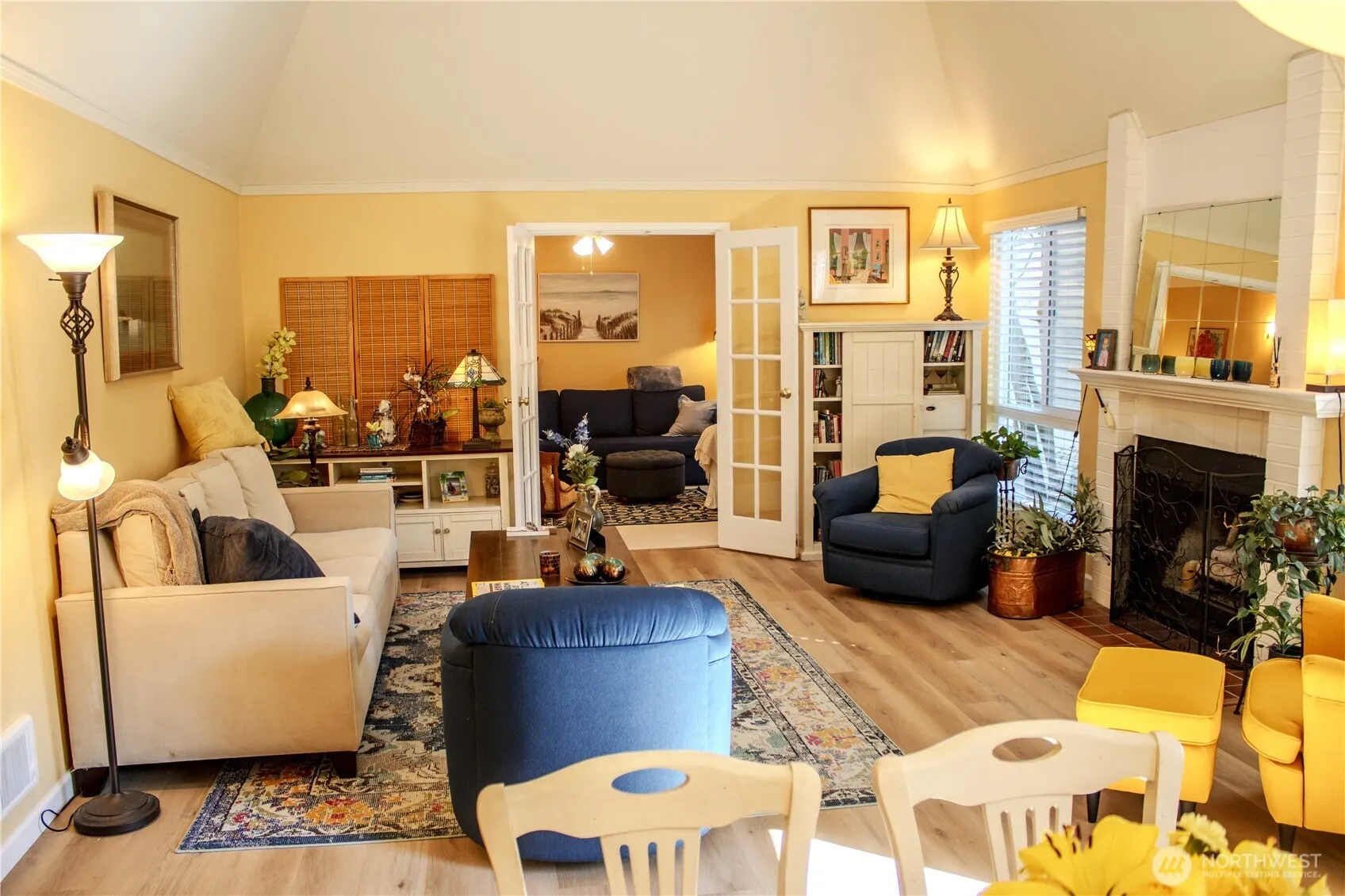 1611 102nd Place NE #C1, Bellevue, WA 98004