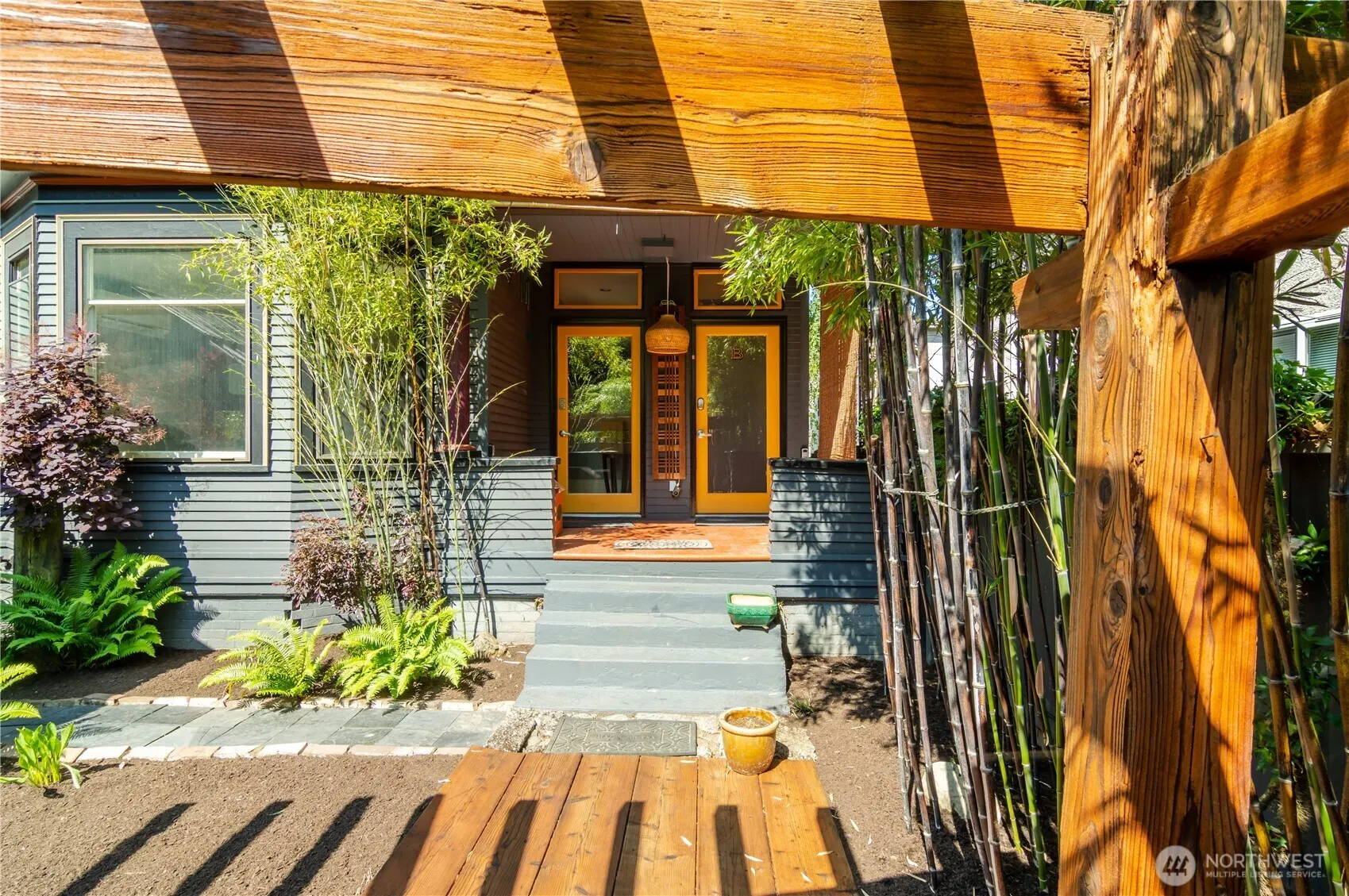 1629 13th Avenue , Seattle, WA 98122