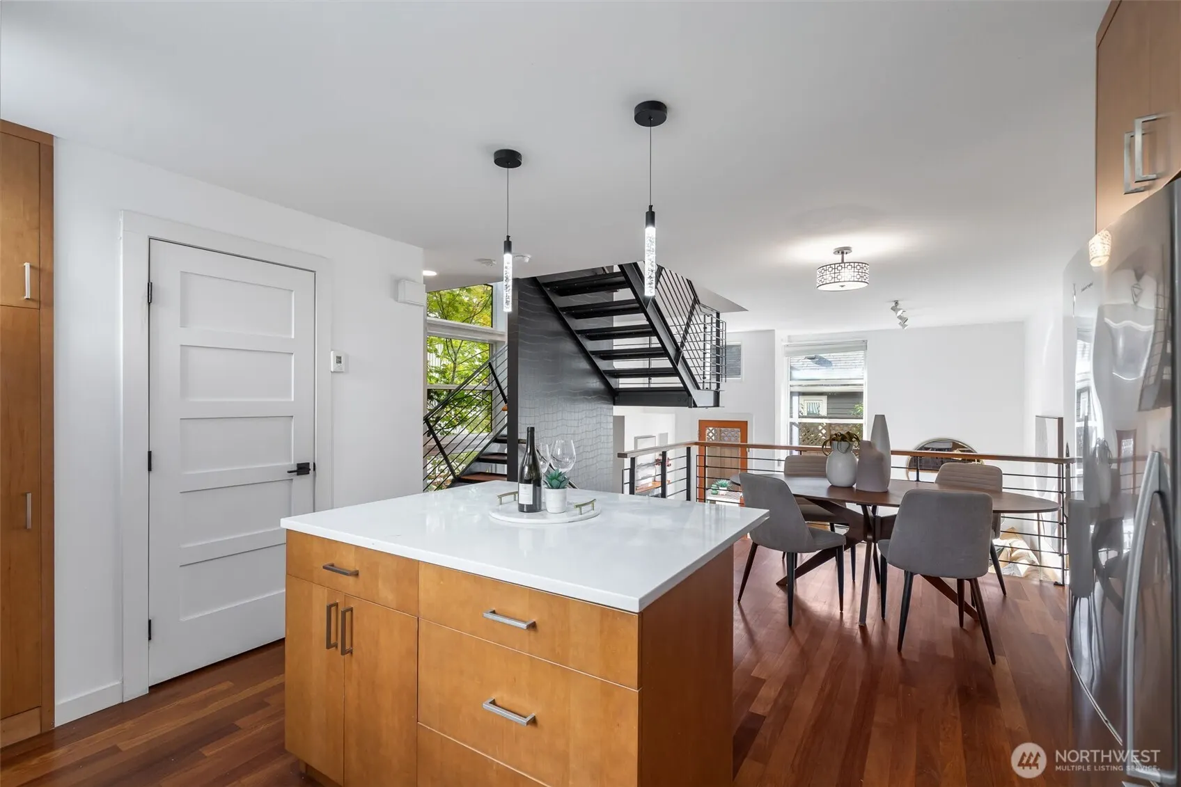 5926 California Avenue SW #A, Seattle, WA 98136