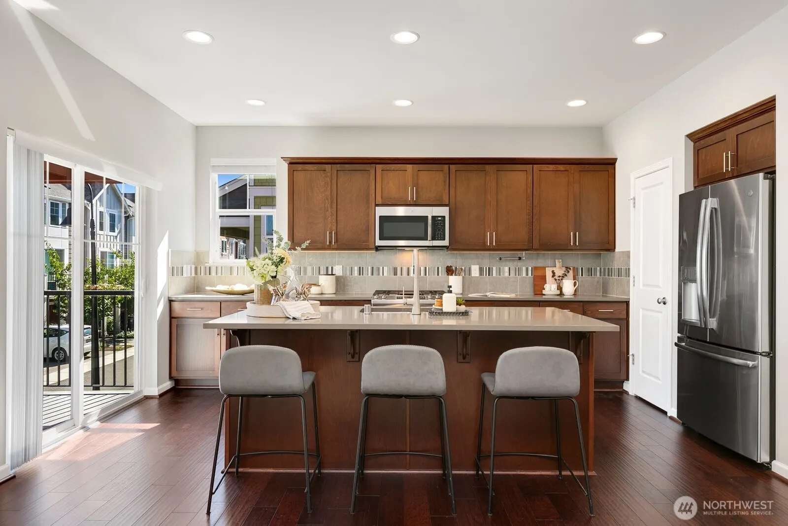 3410 SW Graham Street #801, Seattle, WA 98126