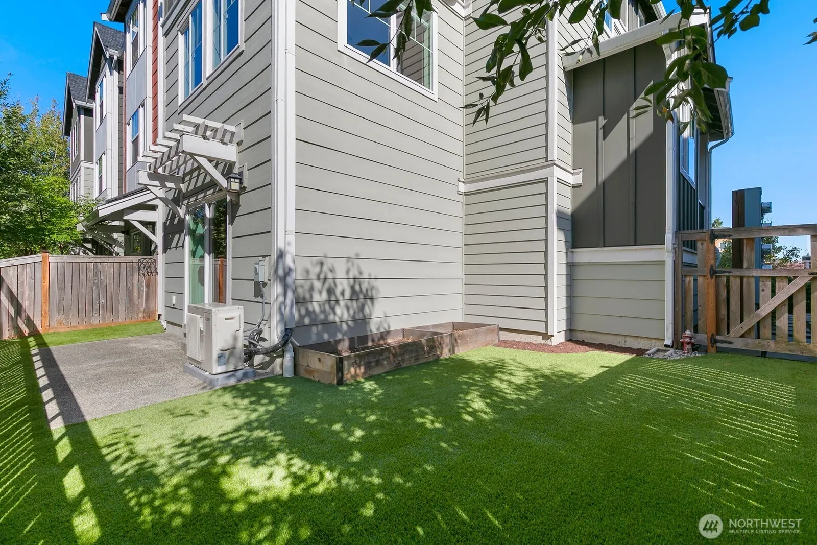 3410 SW Graham Street #801, Seattle, WA 98126