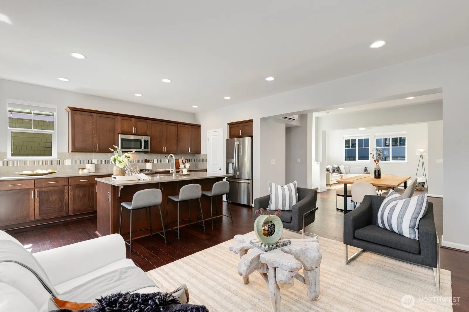 3410 SW Graham Street #801, Seattle, WA 98126