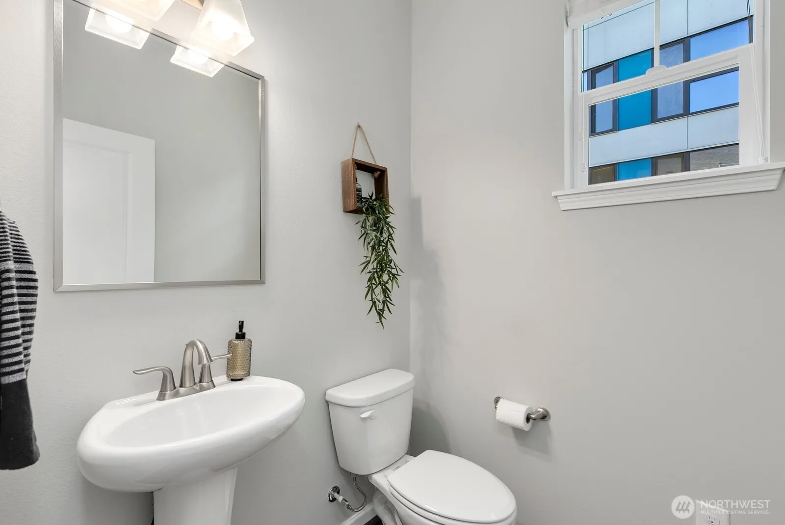 3410 SW Graham Street #801, Seattle, WA 98126