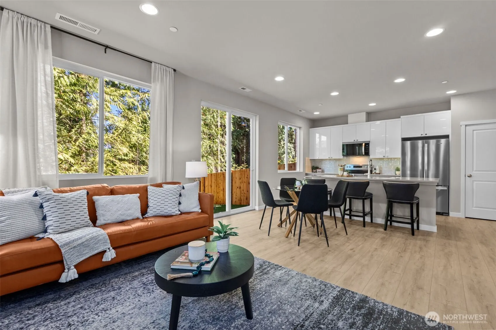 122 B 169th Place SW, Bothell, WA 98012