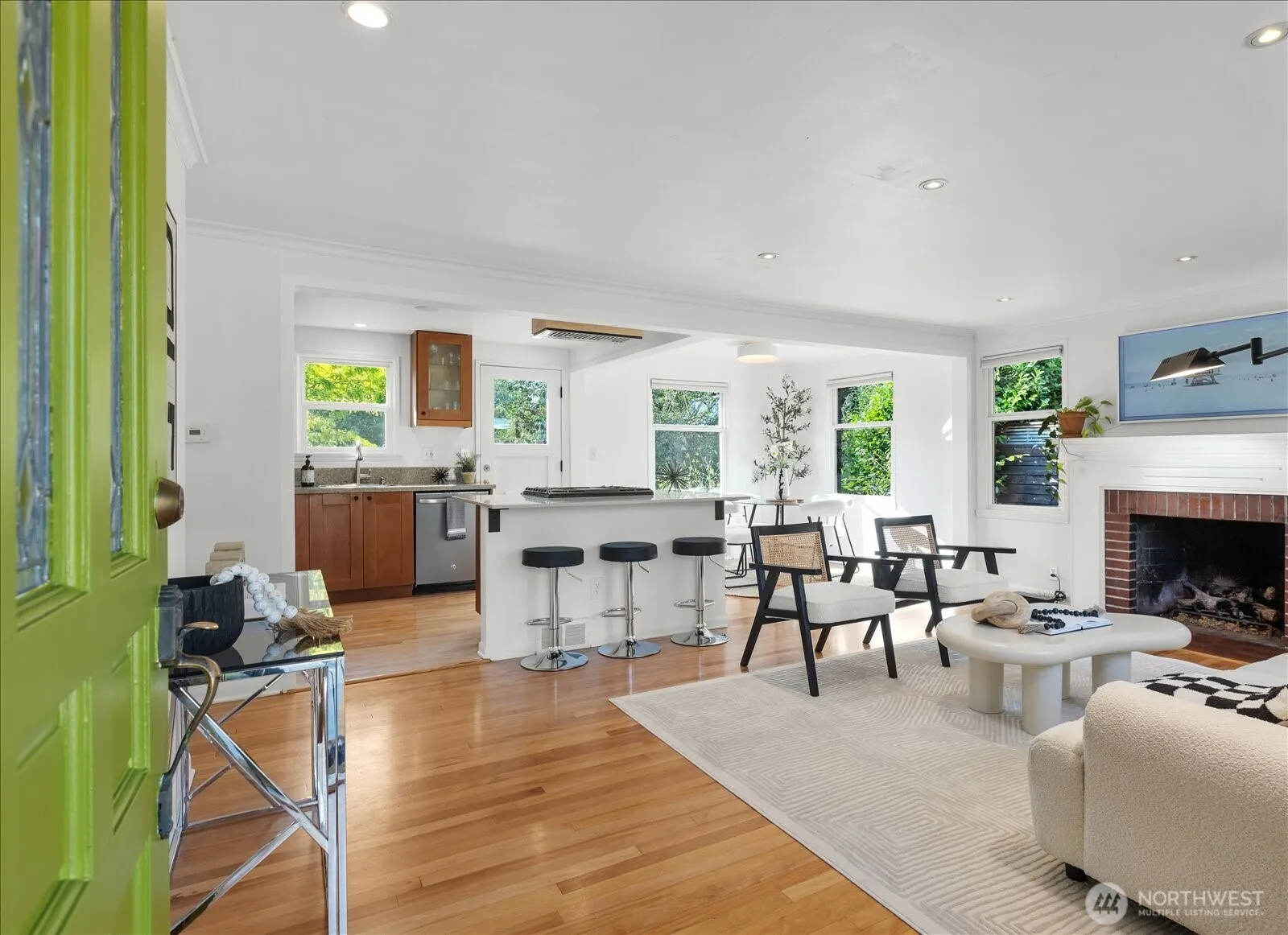 5245 45th Avenue S, Seattle, WA 98118-2311