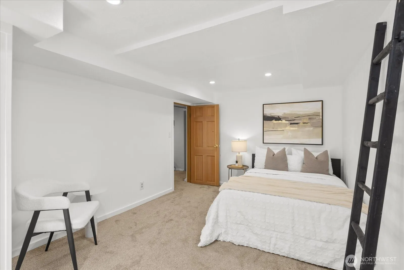 5245 45th Avenue S, Seattle, WA 98118-2311