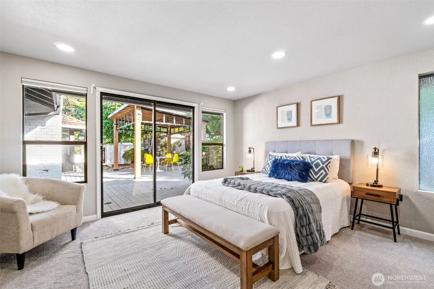 943 E Cherry Hill Street , Kent, WA 98030