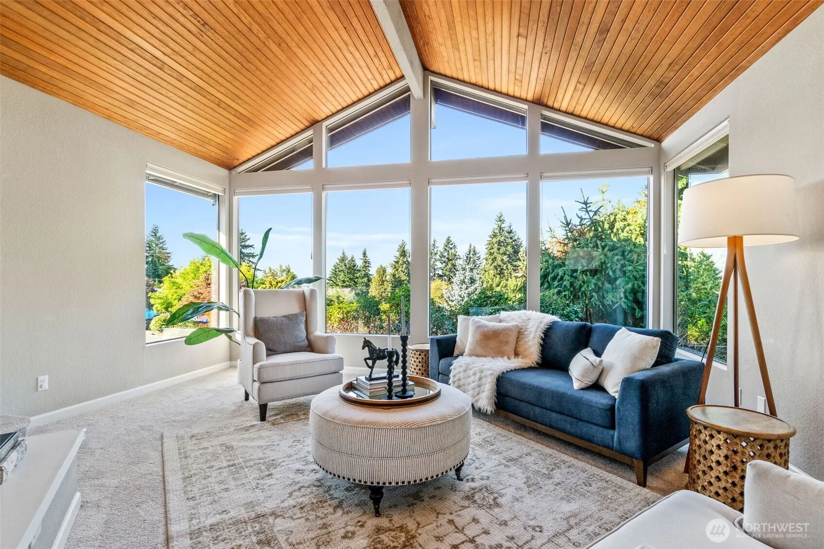 943 E Cherry Hill Street , Kent, WA 98030