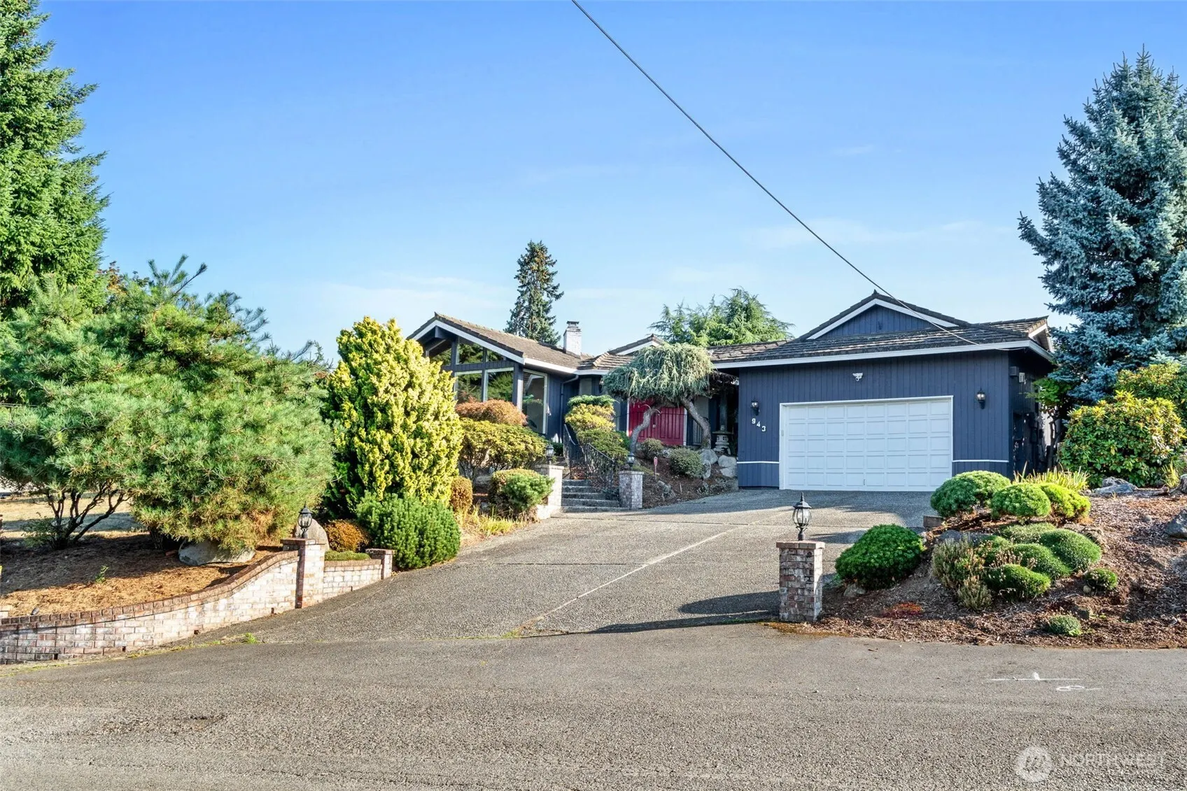 943 E Cherry Hill Street , Kent, WA 98030