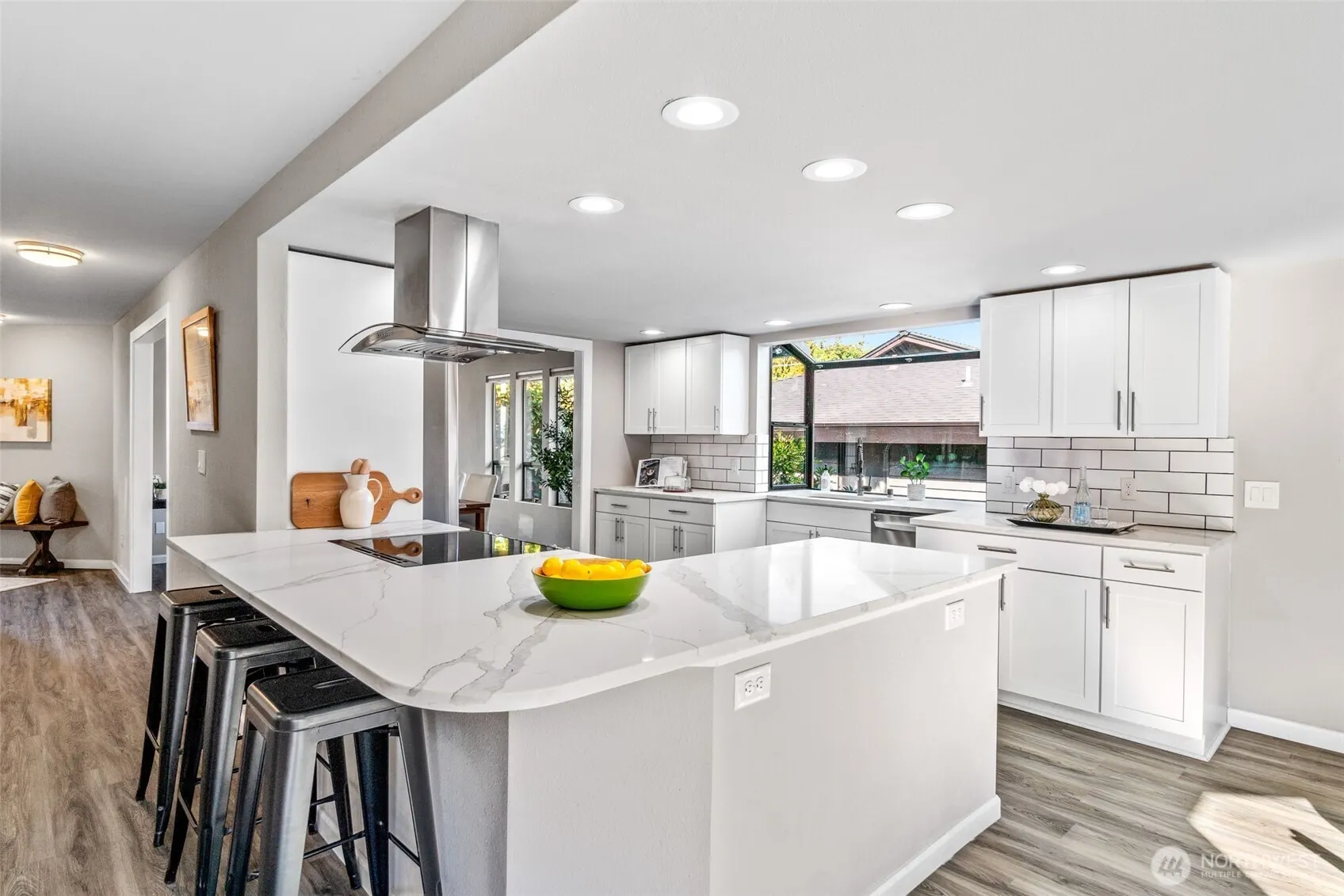 943 E Cherry Hill Street , Kent, WA 98030