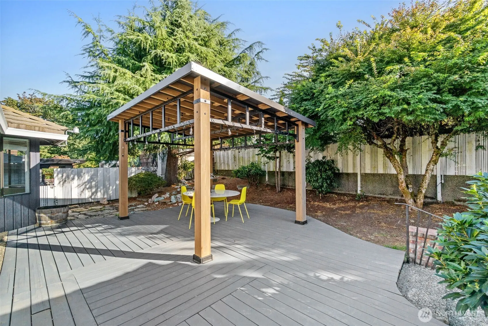 943 E Cherry Hill Street , Kent, WA 98030