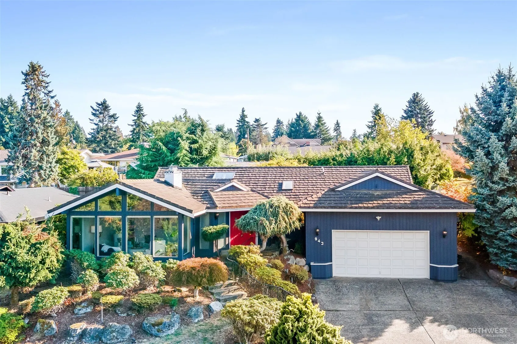 943 E Cherry Hill Street , Kent, WA 98030