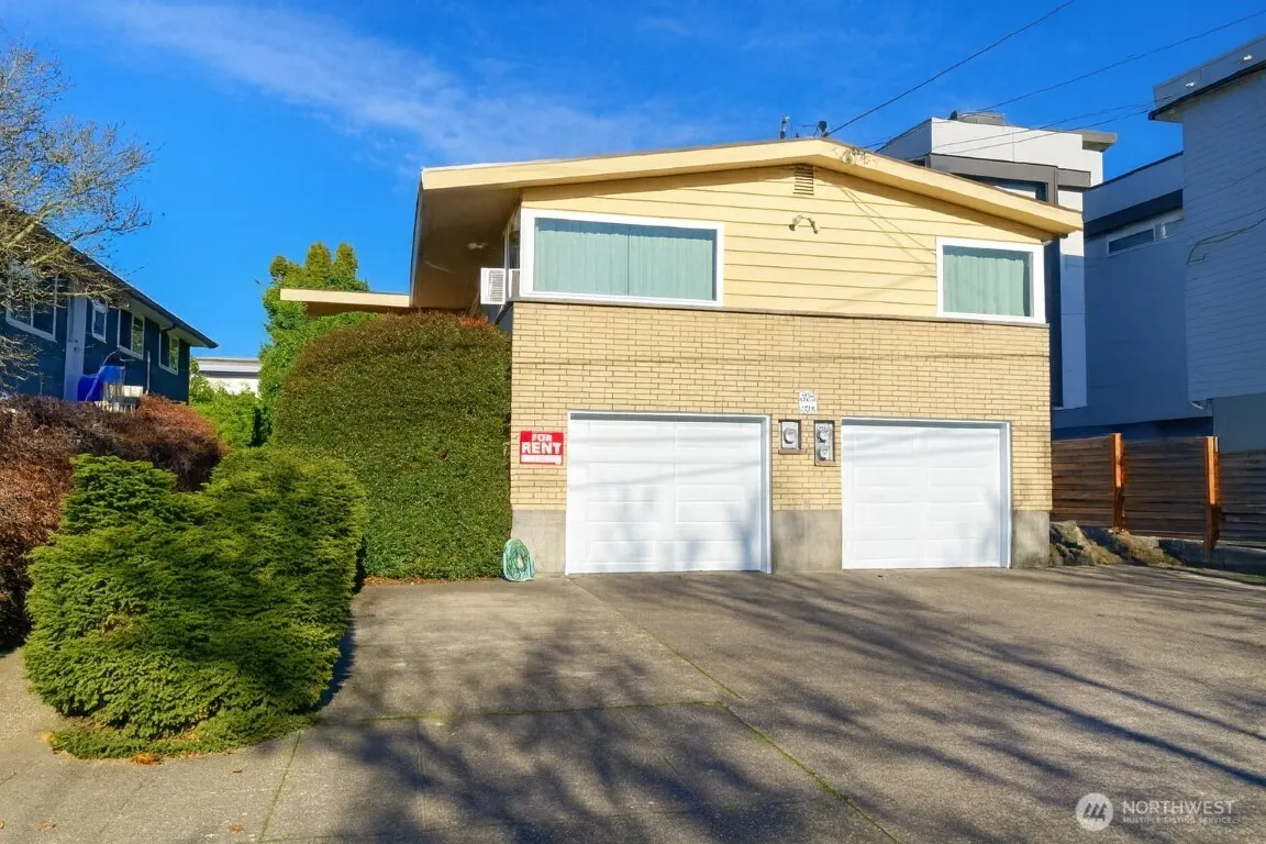 1726 NW 63rd Street , Seattle, WA 98107