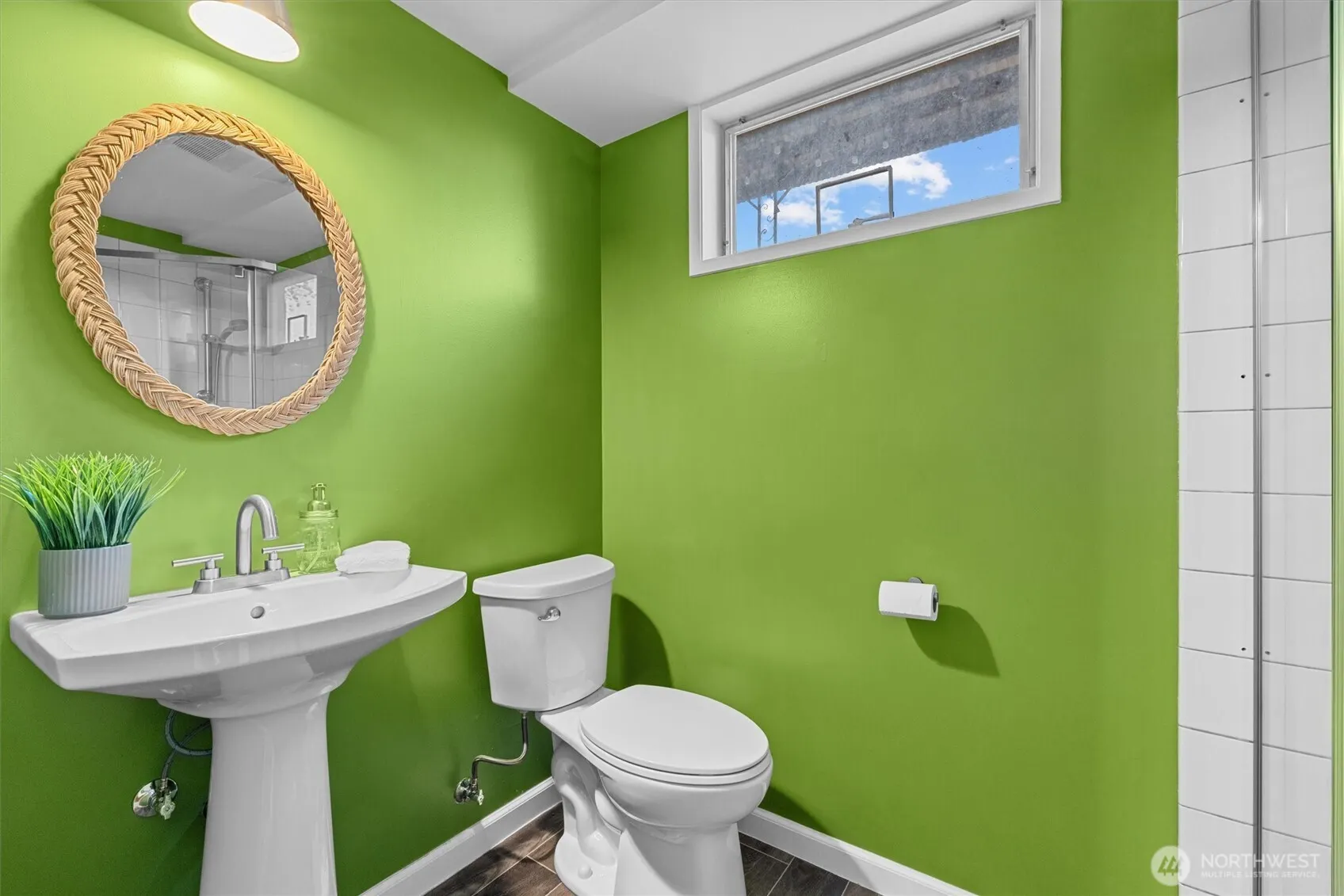 2332 S Juneau Street , Seattle, WA 98108