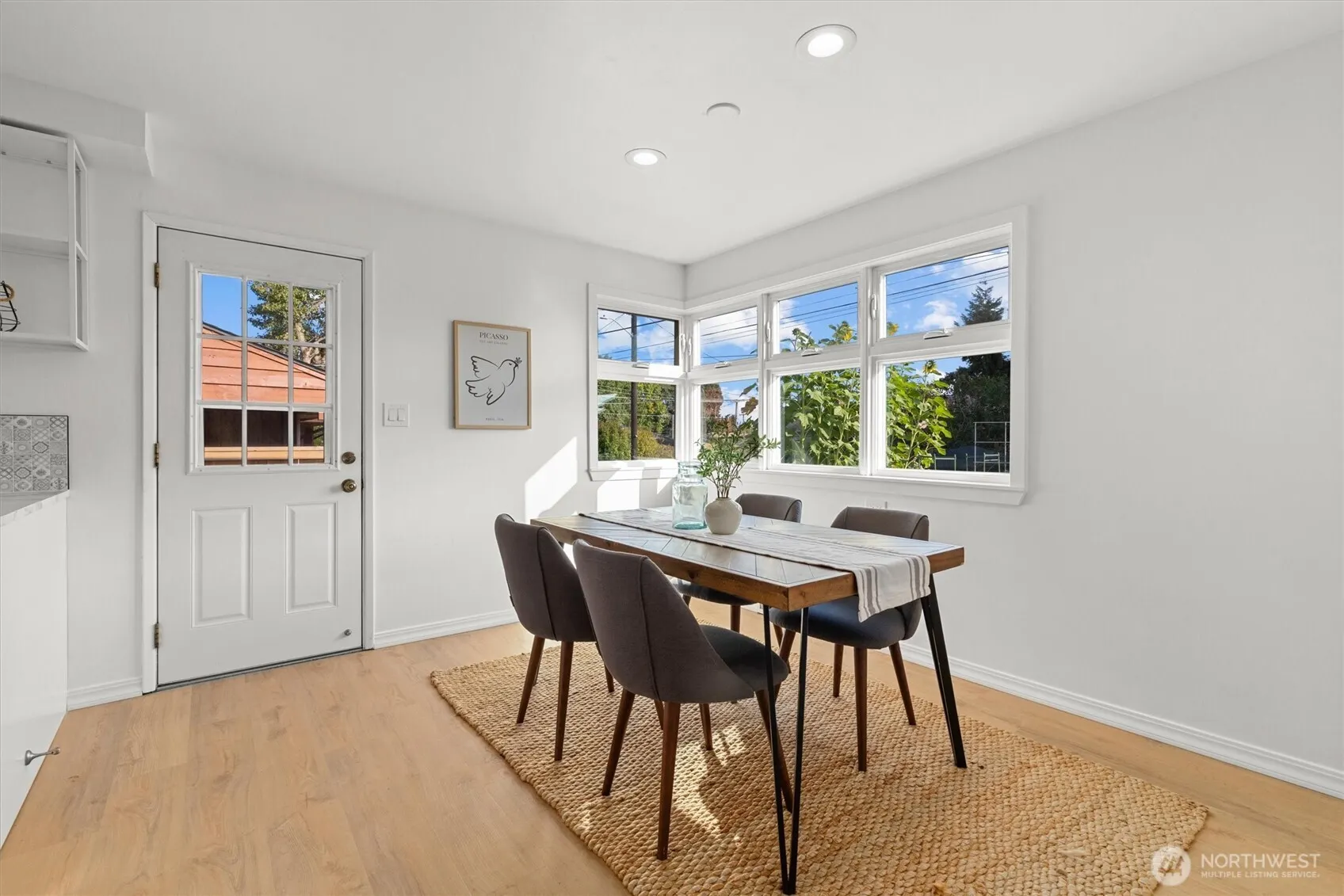 2332 S Juneau Street , Seattle, WA 98108