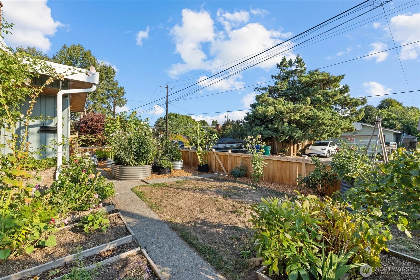 2332 S Juneau Street , Seattle, WA 98108