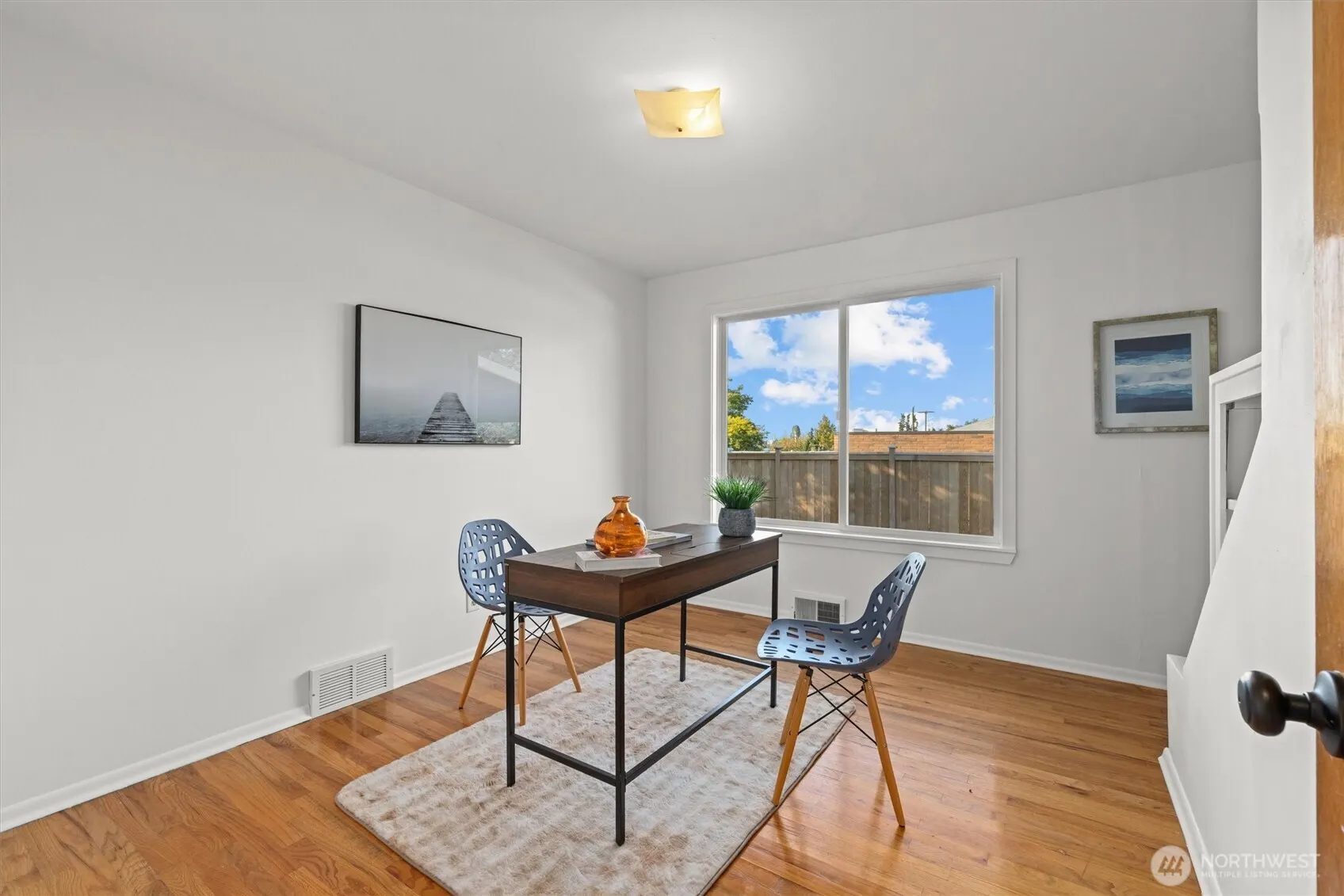 2332 S Juneau Street , Seattle, WA 98108