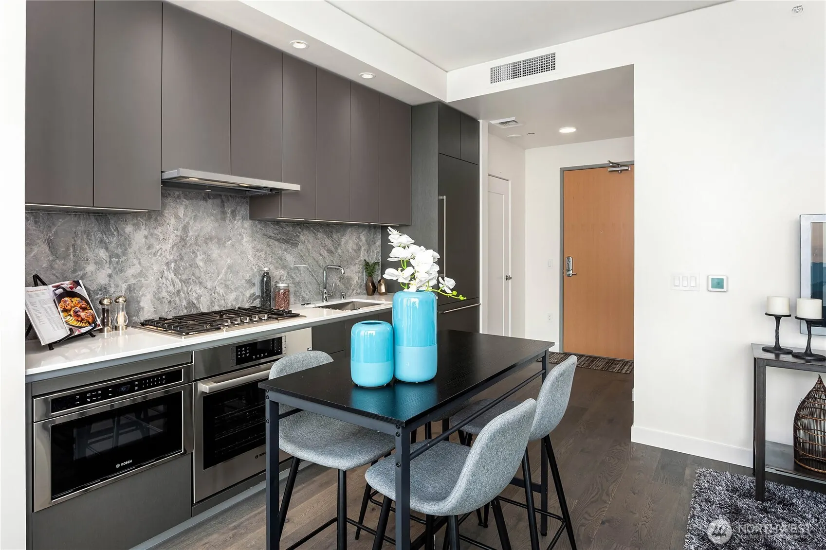 2510 6th Avenue #2807, Seattle, WA 98121