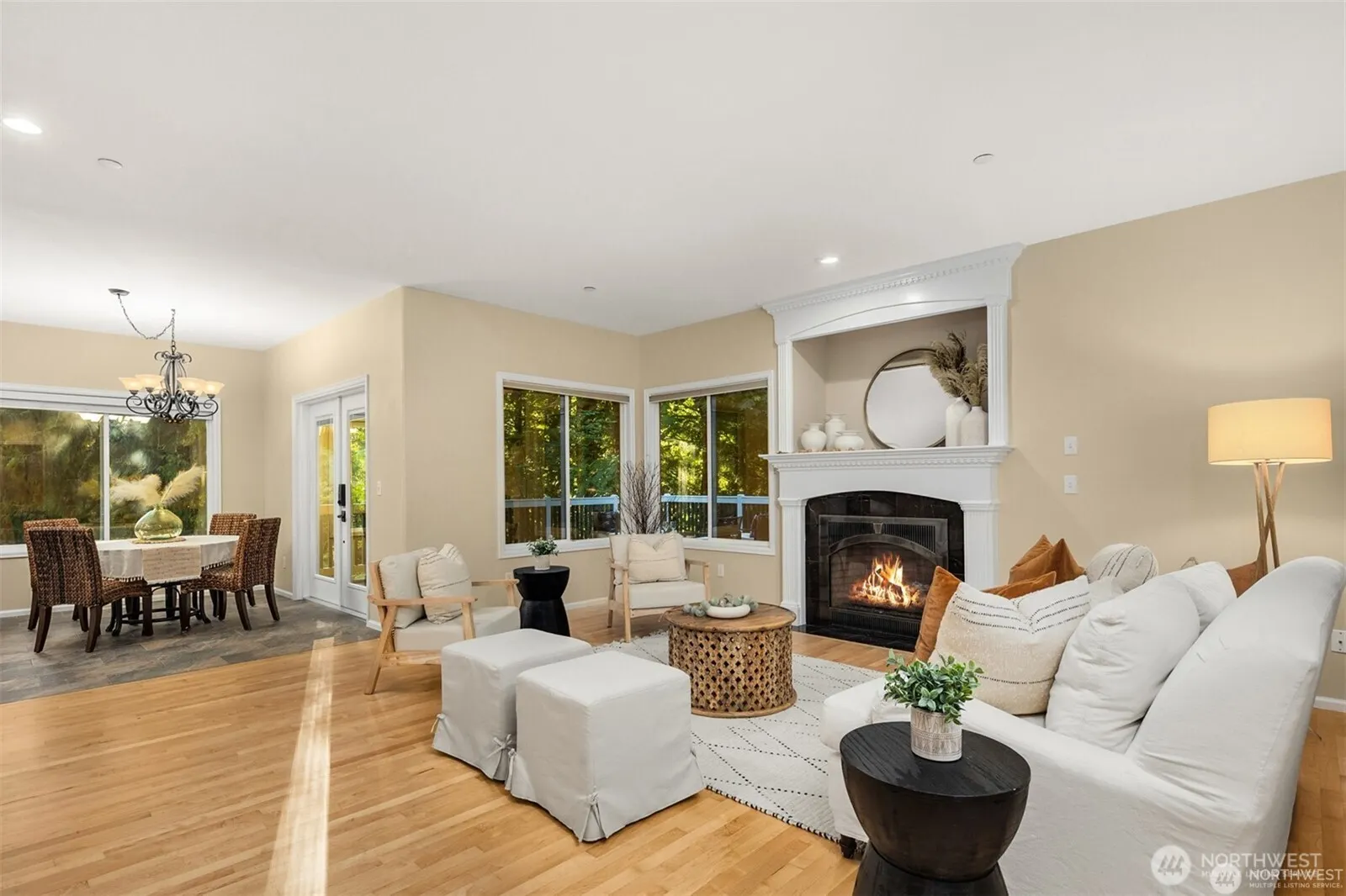 17524 214th Avenue NE, Woodinville, WA 98077