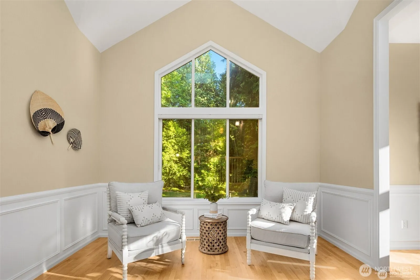 17524 214th Avenue NE, Woodinville, WA 98077