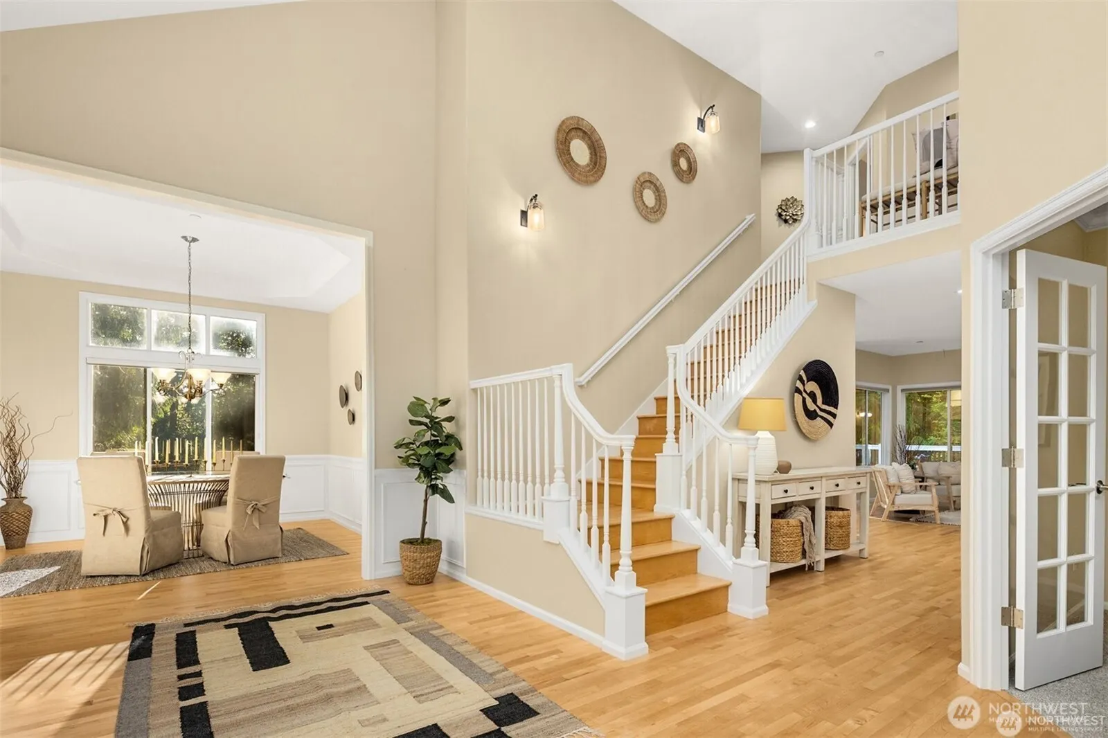 17524 214th Avenue NE, Woodinville, WA 98077