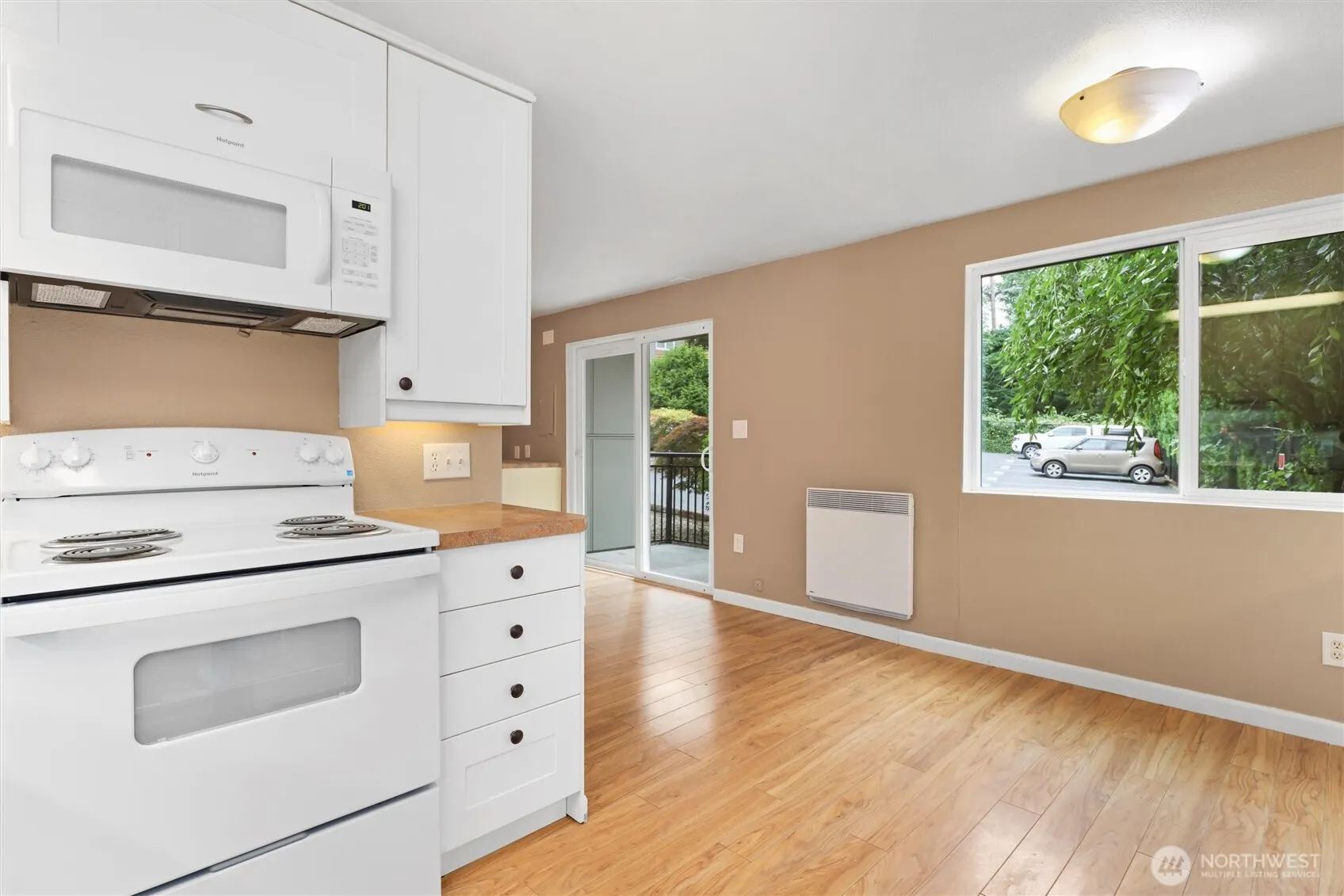 220 SW Clark Street #B104, Issaquah, WA 98027