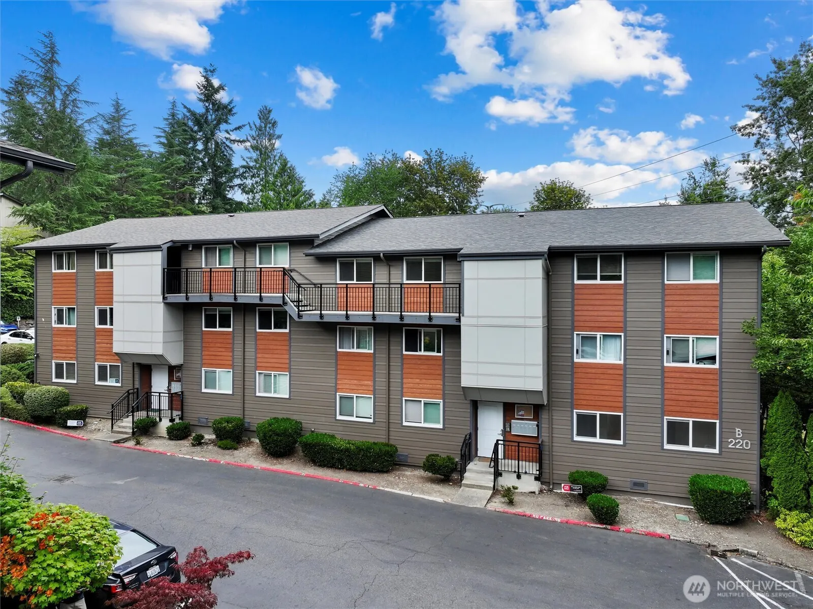 220 SW Clark Street #B104, Issaquah, WA 98027