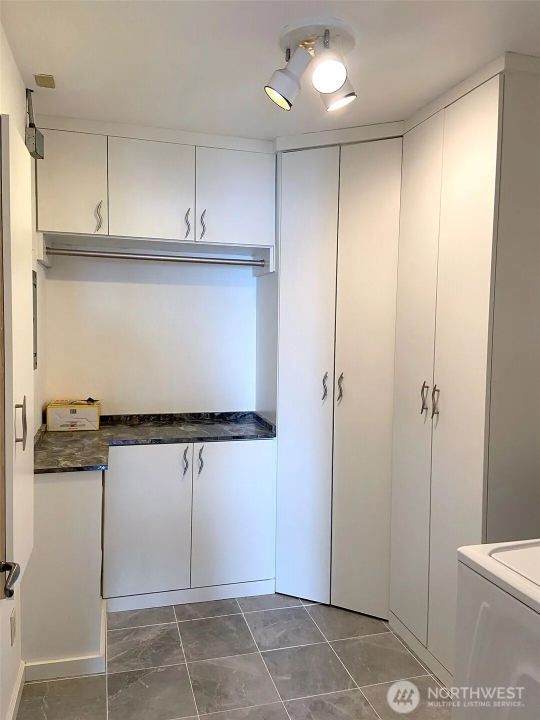 9715 NE Juanita Drive ##404, Kirkland, WA 98034