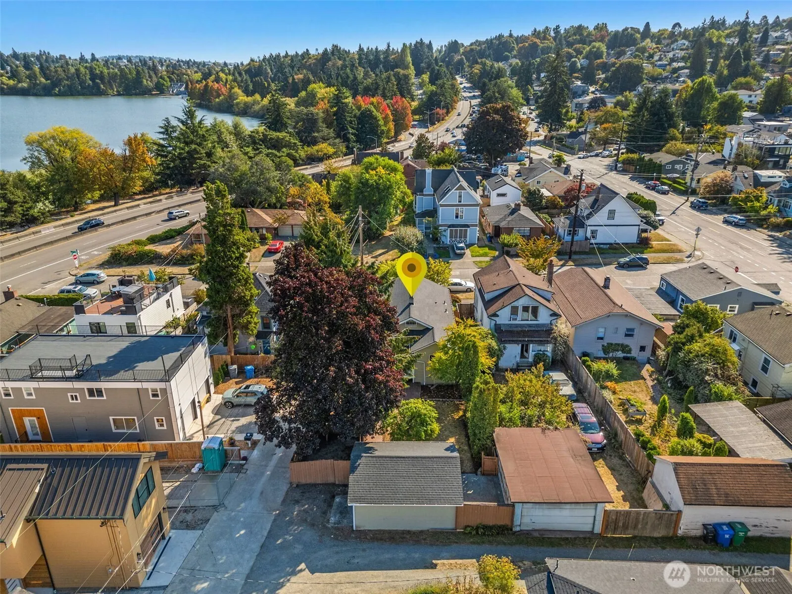 912 N 67th Street , Seattle, WA 98103