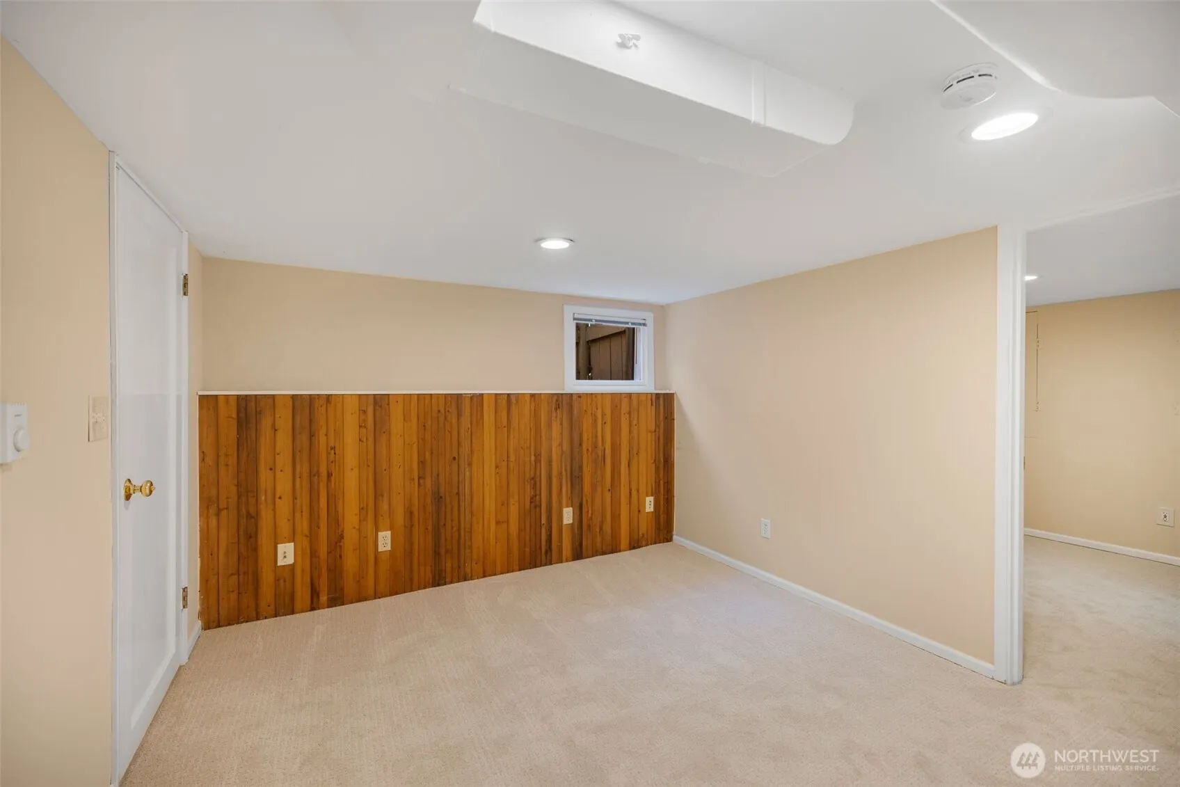 912 N 67th Street , Seattle, WA 98103