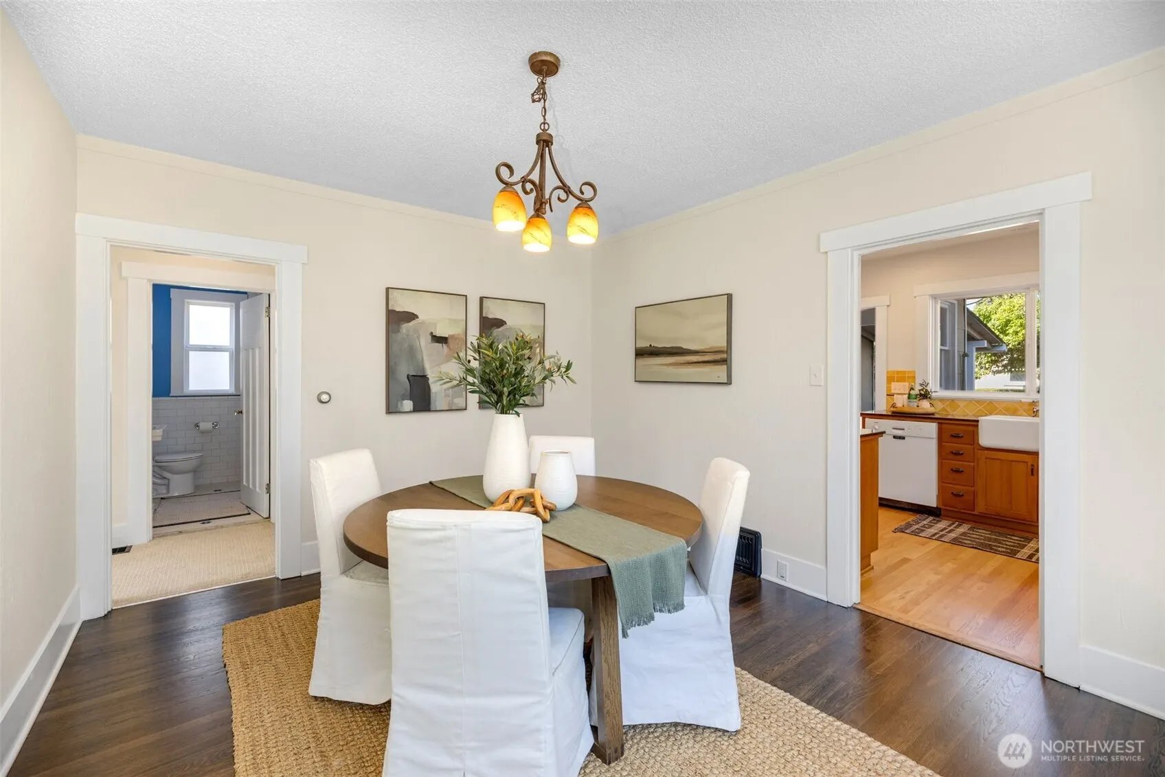 912 N 67th Street , Seattle, WA 98103