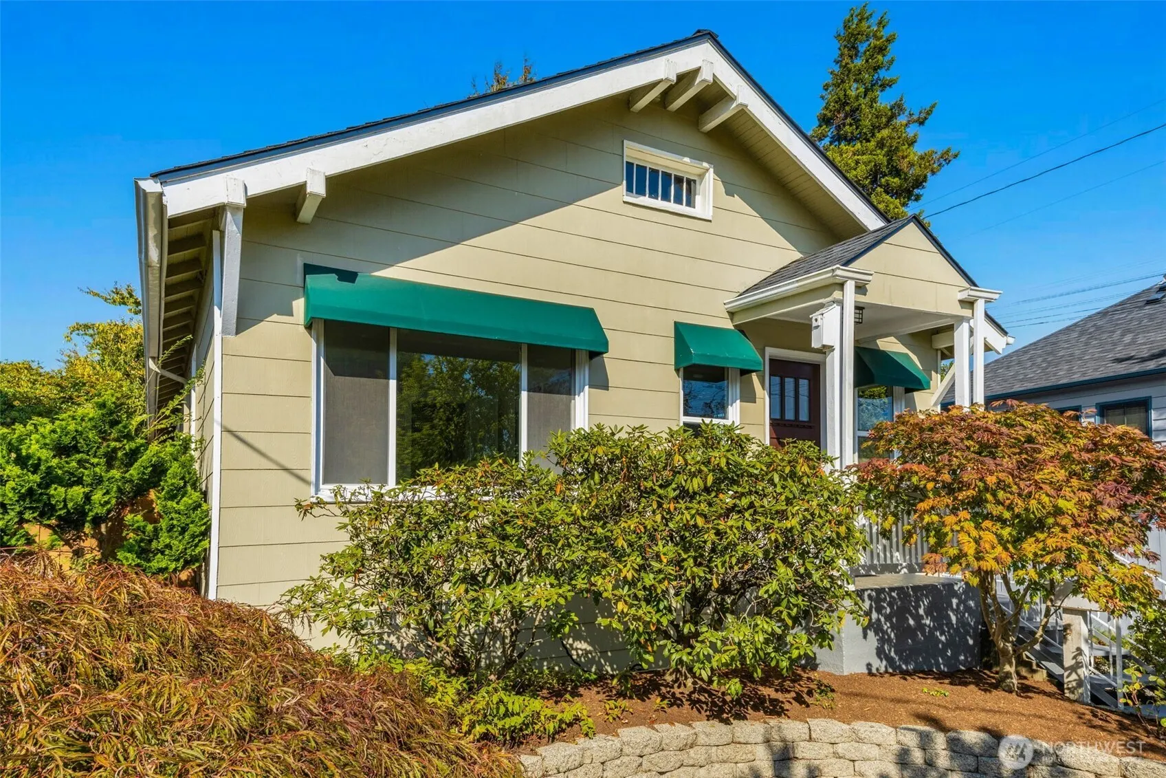 912 N 67th Street , Seattle, WA 98103
