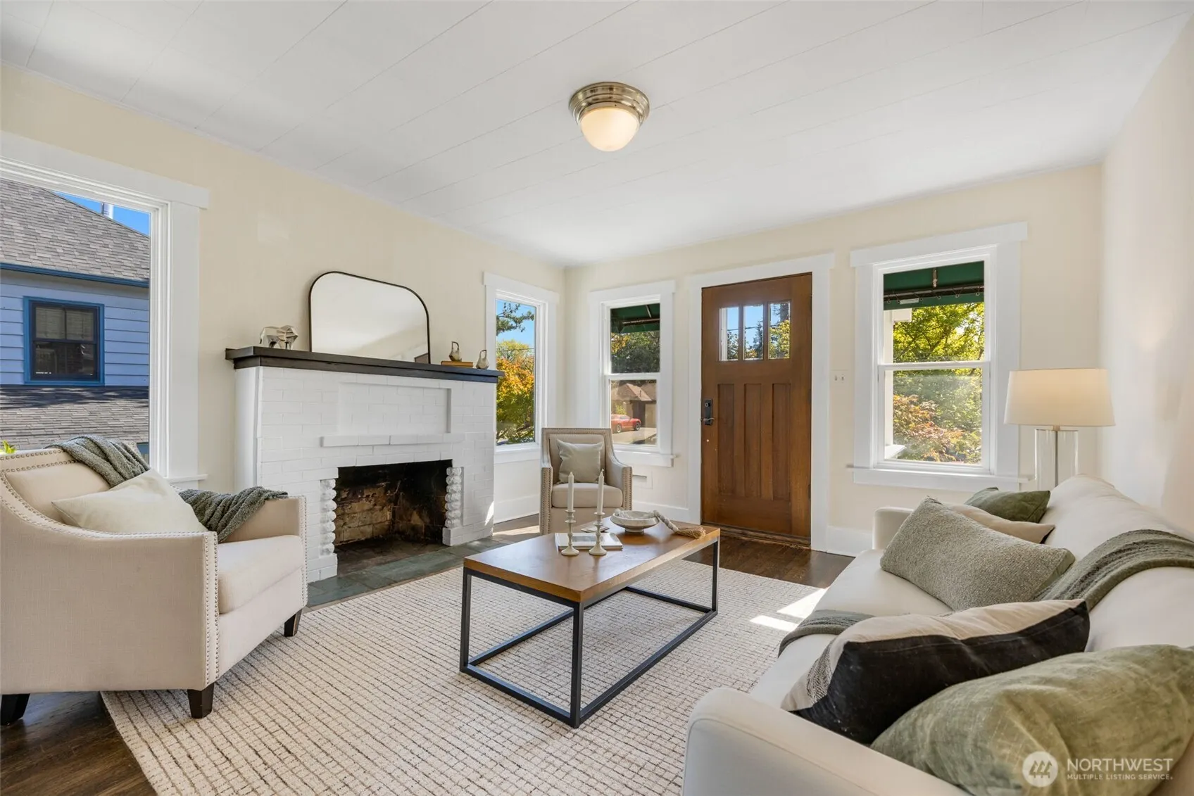 912 N 67th Street , Seattle, WA 98103