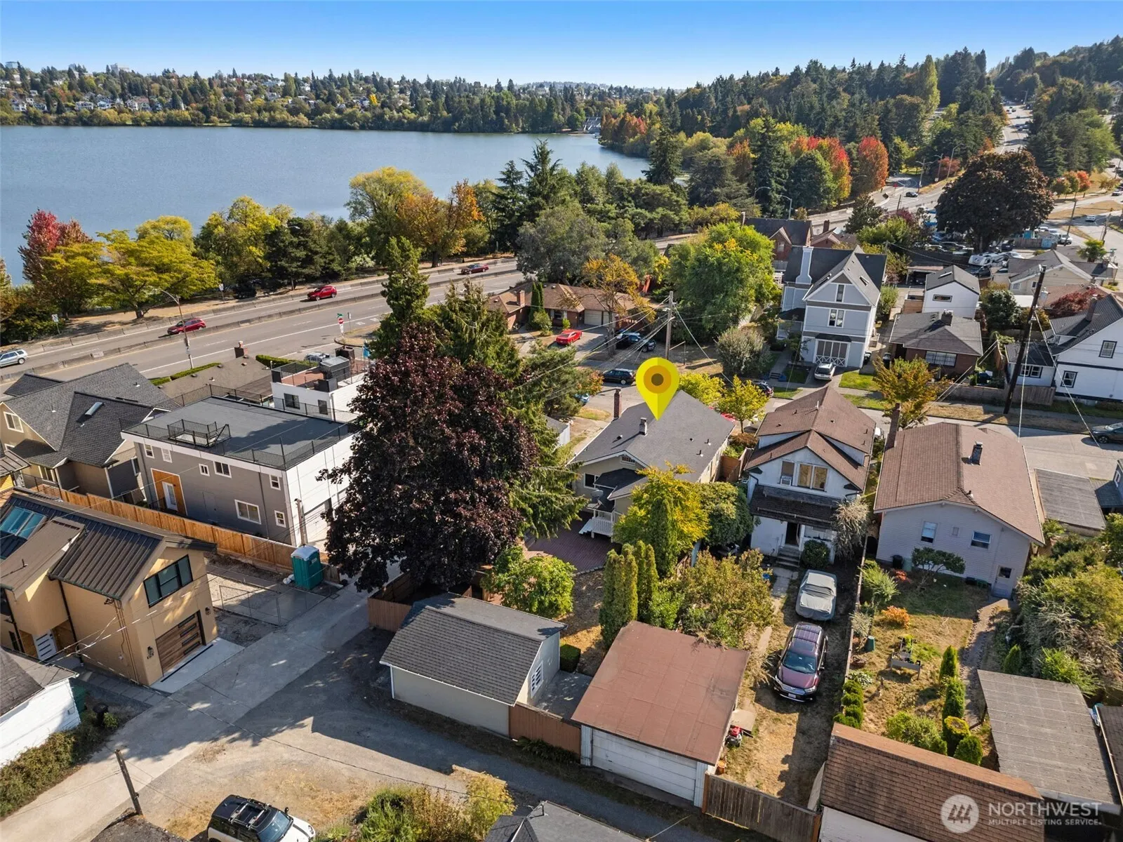 912 N 67th Street , Seattle, WA 98103