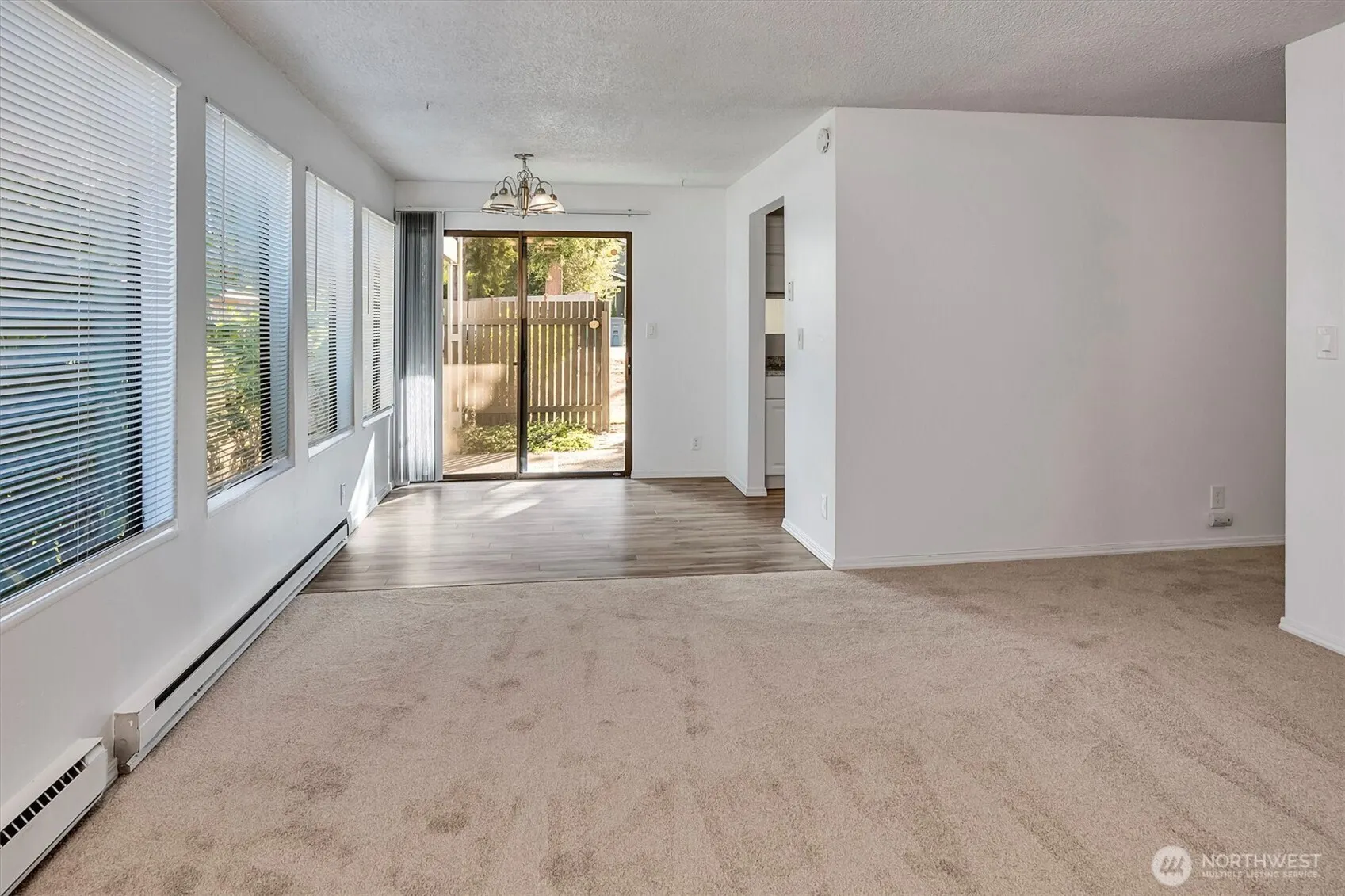 1604 149th Place SE #2, Bellevue, WA 98007