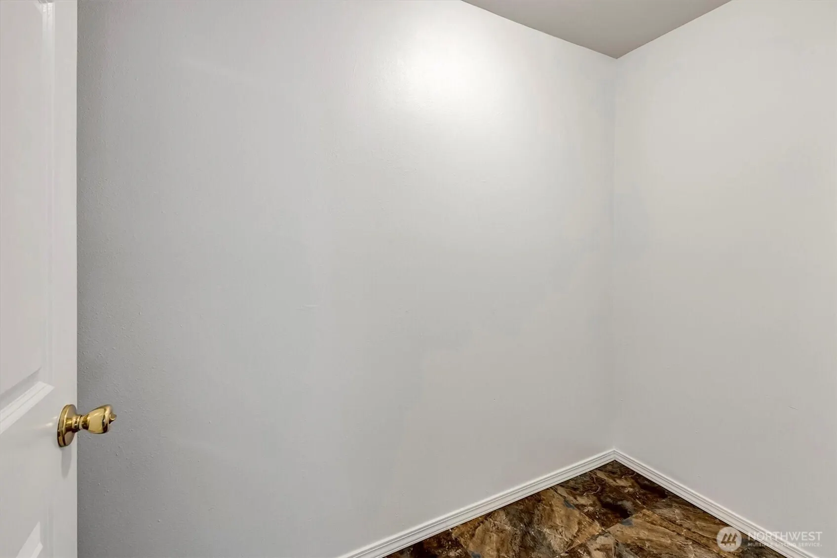 1604 149th Place SE #2, Bellevue, WA 98007