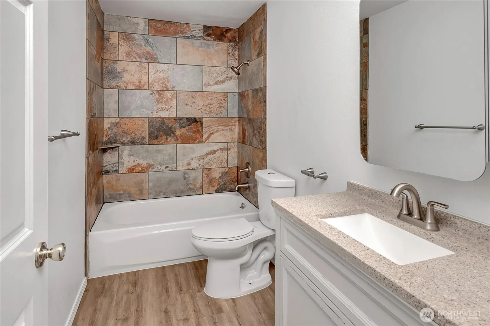 1604 149th Place SE #2, Bellevue, WA 98007