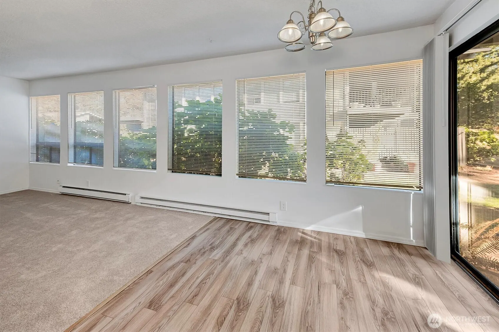 1604 149th Place SE #2, Bellevue, WA 98007