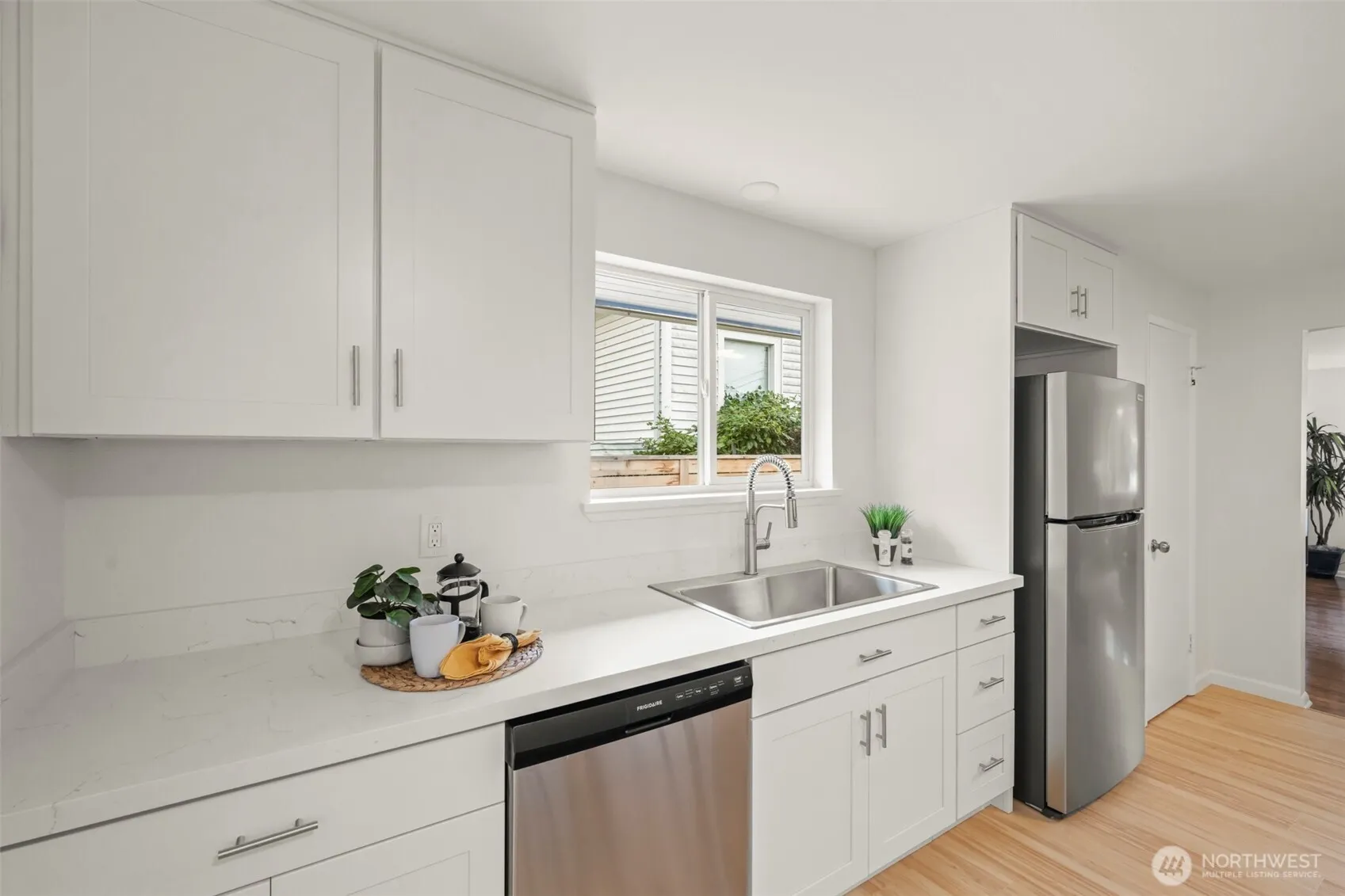 9728 57th Avenue S #A, Seattle, WA 98118