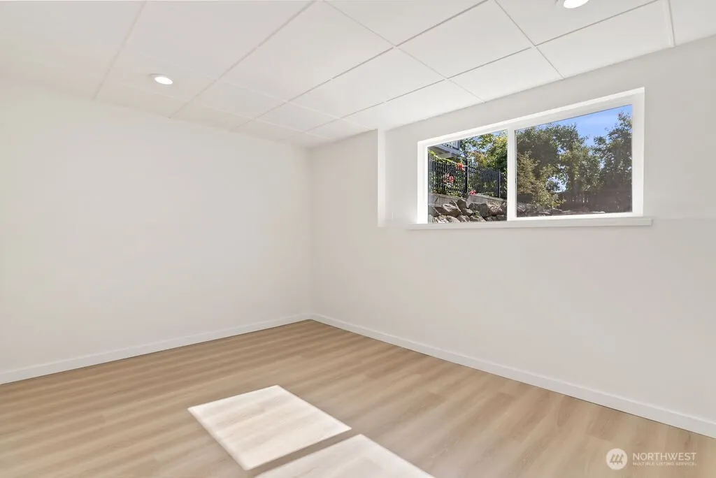4231 S Graham Street , Seattle, WA 98118