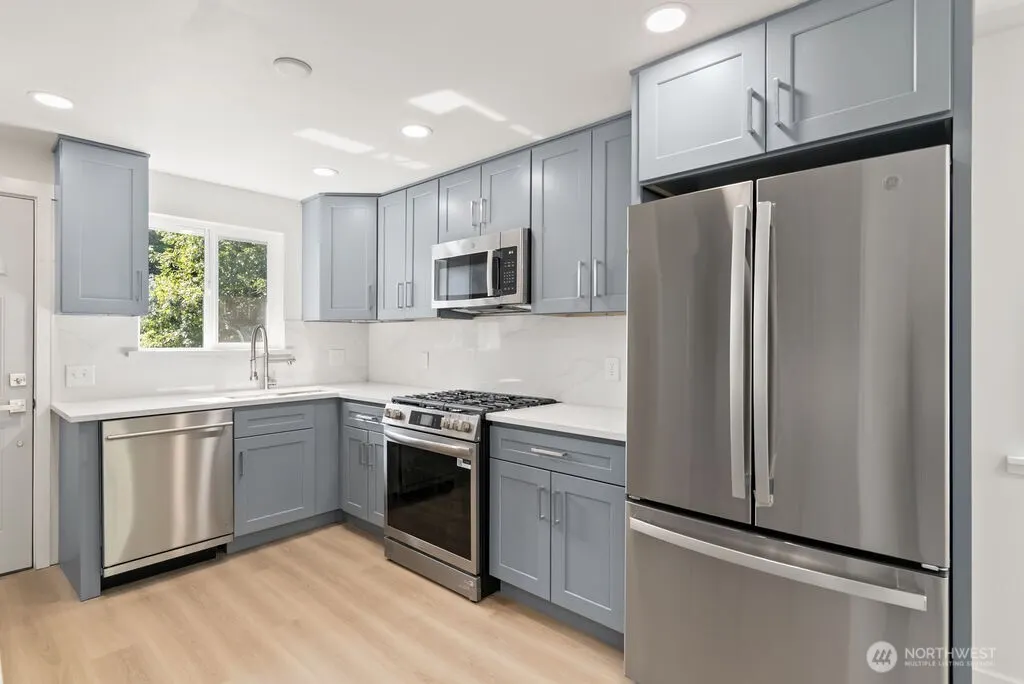 4231 S Graham Street , Seattle, WA 98118
