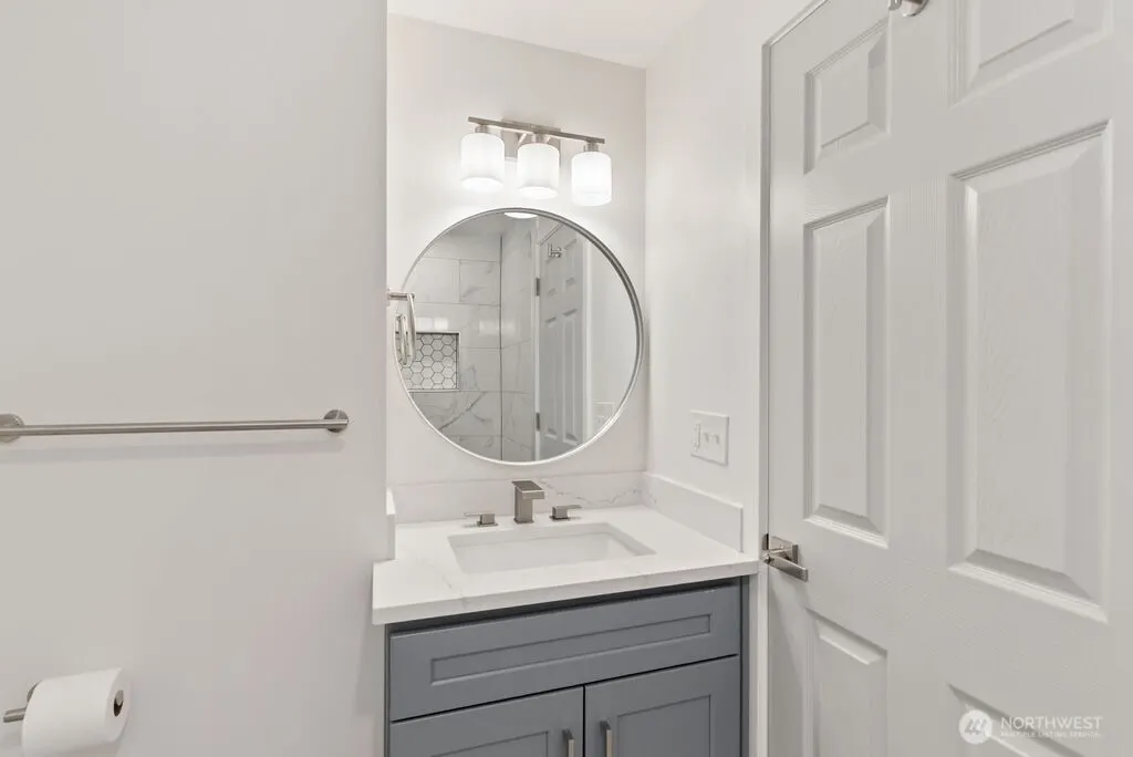 4231 S Graham Street , Seattle, WA 98118