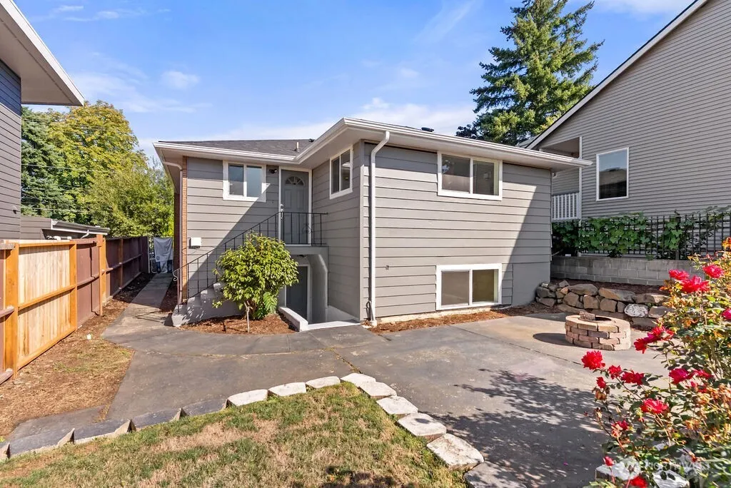 4231 S Graham Street , Seattle, WA 98118