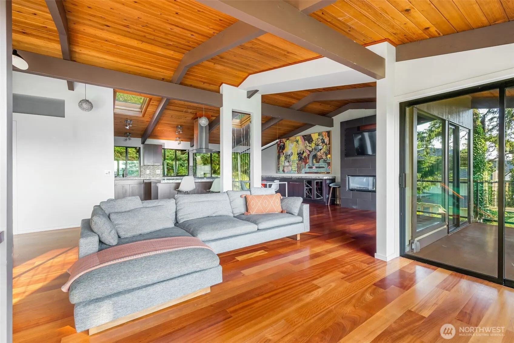 5401 SW Beach Drive Terrace , Seattle, WA 98116