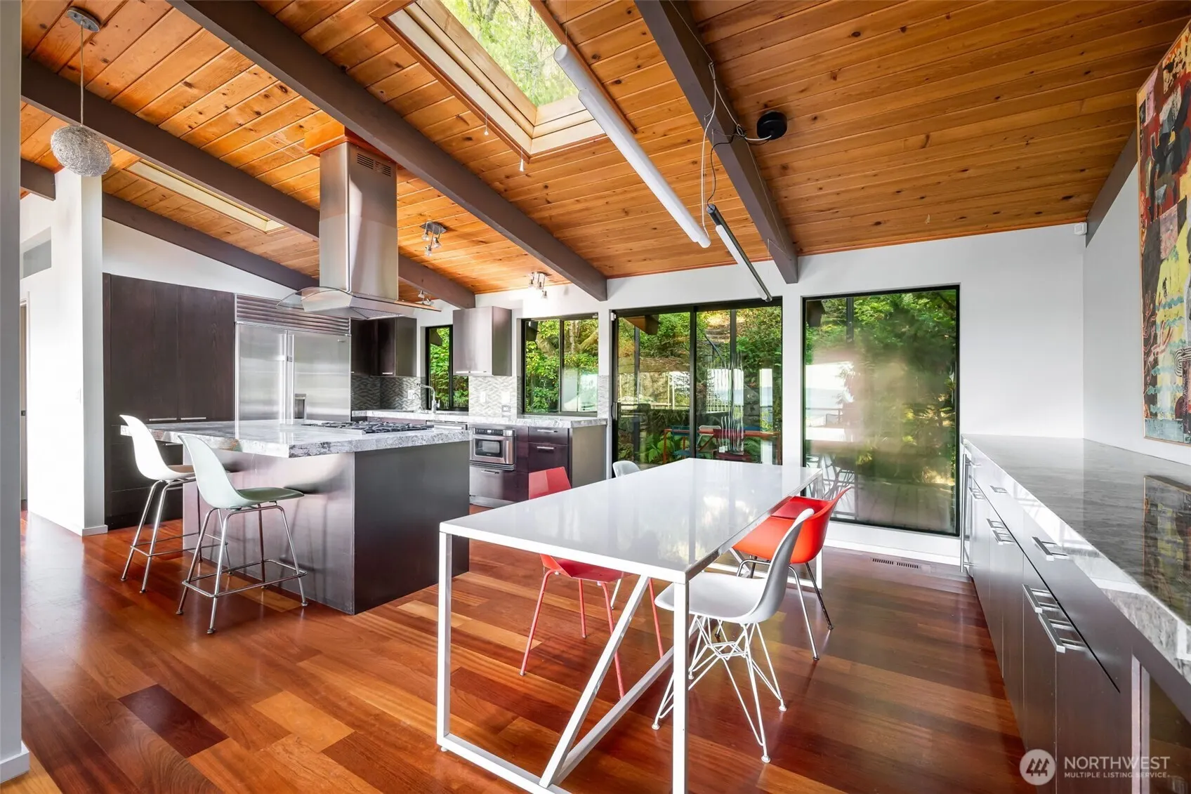5401 SW Beach Drive Terrace , Seattle, WA 98116