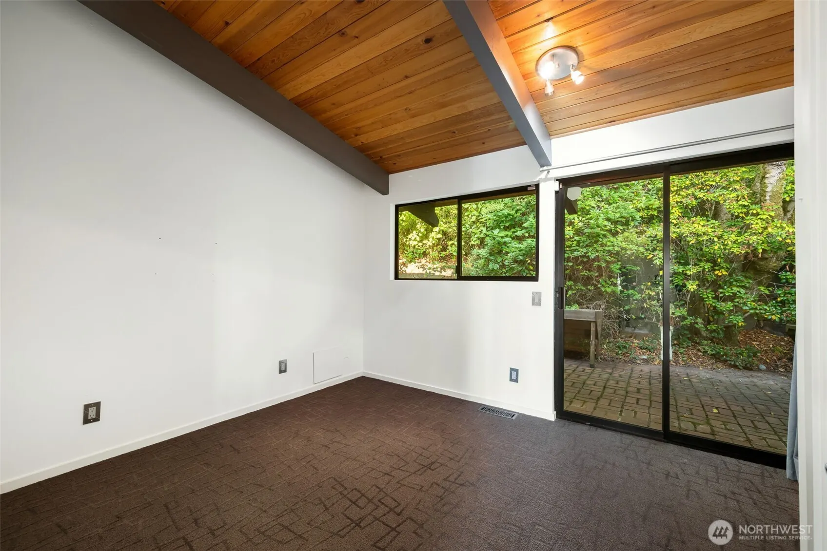 5401 SW Beach Drive Terrace , Seattle, WA 98116
