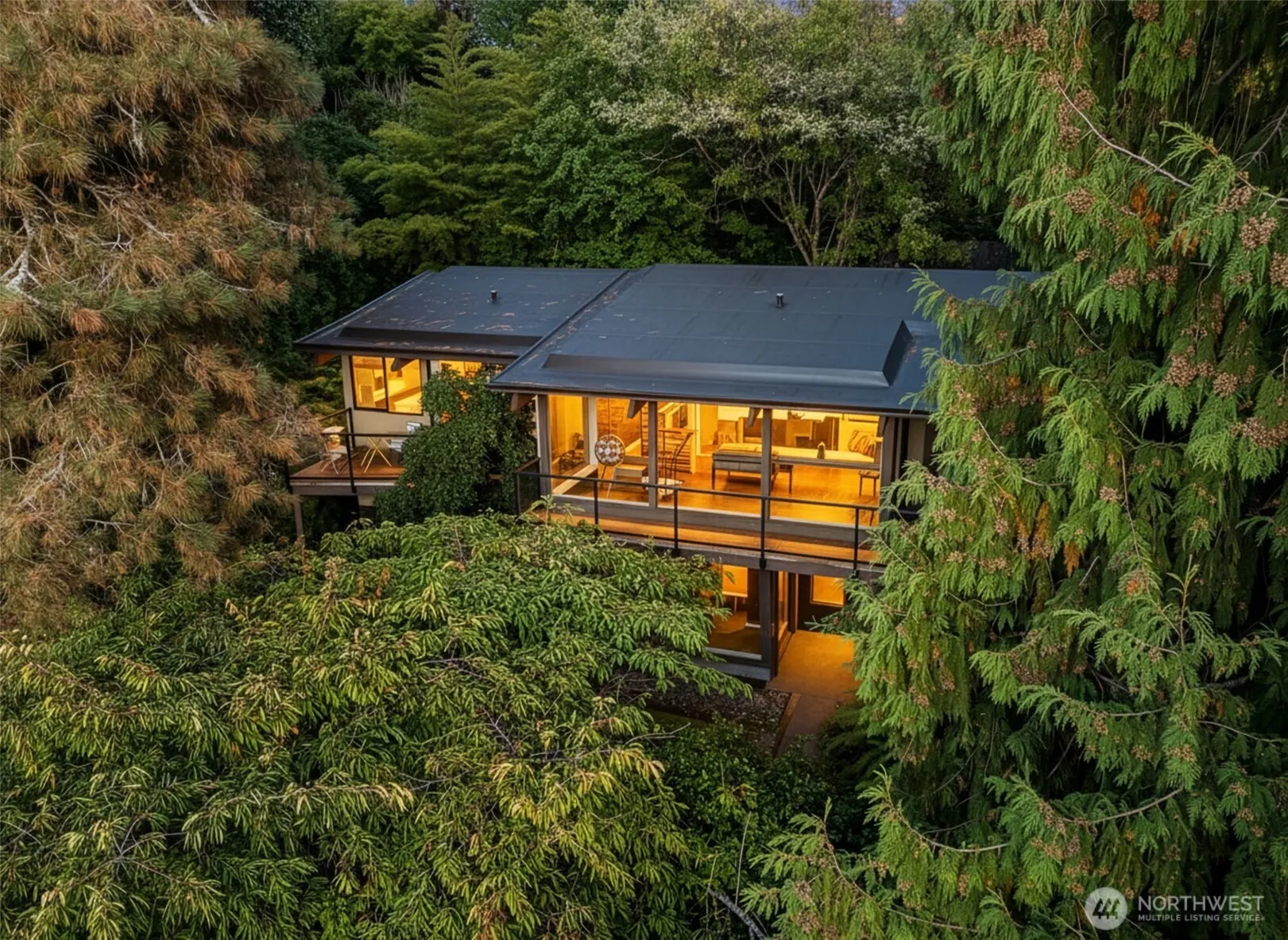 5401 SW Beach Drive Terrace , Seattle, WA 98116