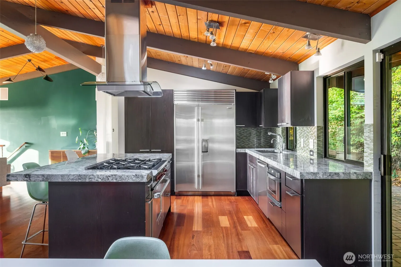 5401 SW Beach Drive Terrace , Seattle, WA 98116
